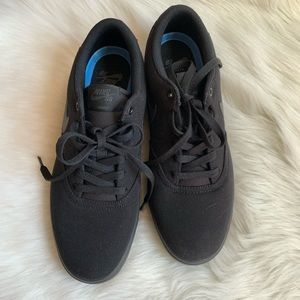 Nike Men’s SB Check Solarsoft Canvas